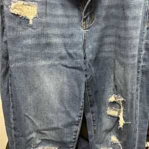 Judy Blue Women's Relaxed Distressed Denim Jeans